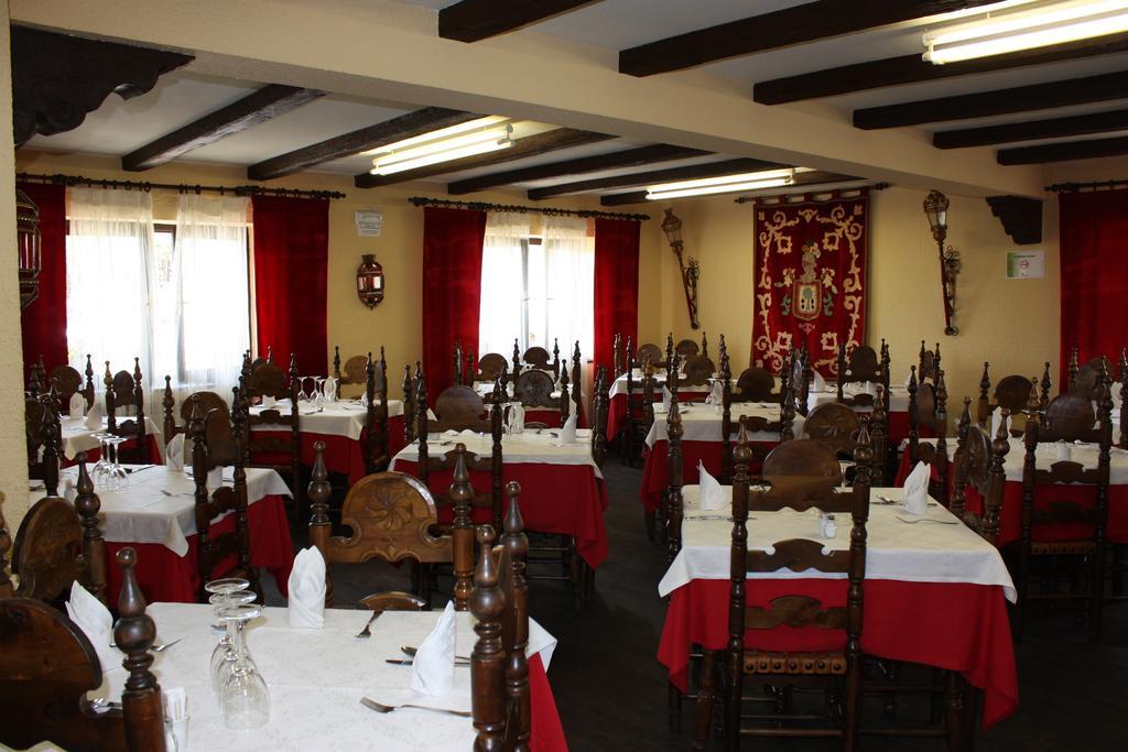 Hotel Restaurante Astorga Pradorrey Bagian luar foto